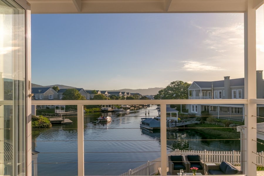 5 Bedroom Property for Sale in Thesen Islands Western Cape